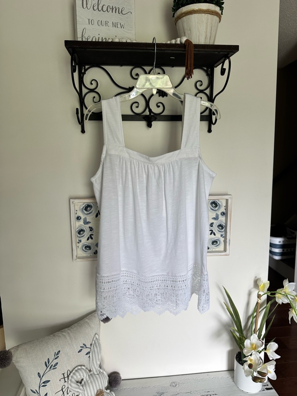 NWT White Crochet-Hem Square Neck Camisole Lightweight